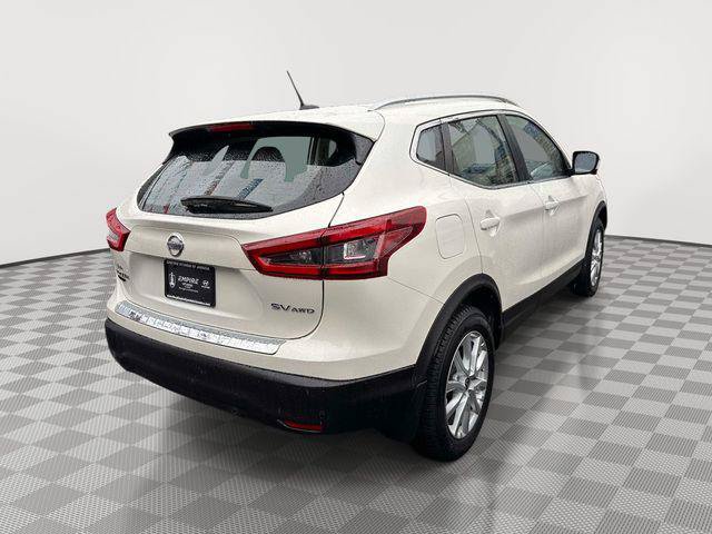 Used 2022 Nissan Rogue Sport SV w/ Technology Package AWD/4WD image 2