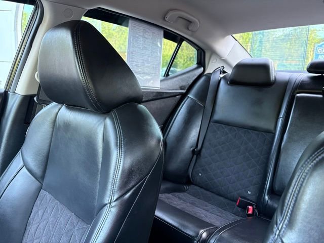 Used 2016 Nissan Maxima SR image 23