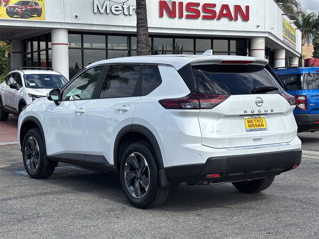 New 2026 Nissan Rogue SV image 4