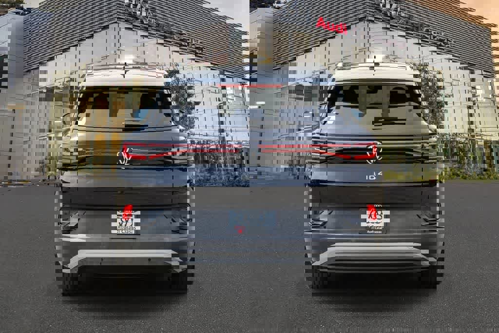 Used 2022 Volkswagen ID.4 Pro S w/ Gradient Package image 3