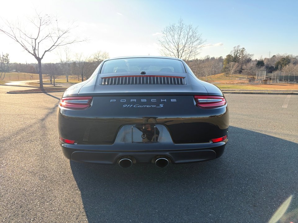 Used 2017 Porsche 911 Carrera S image 6