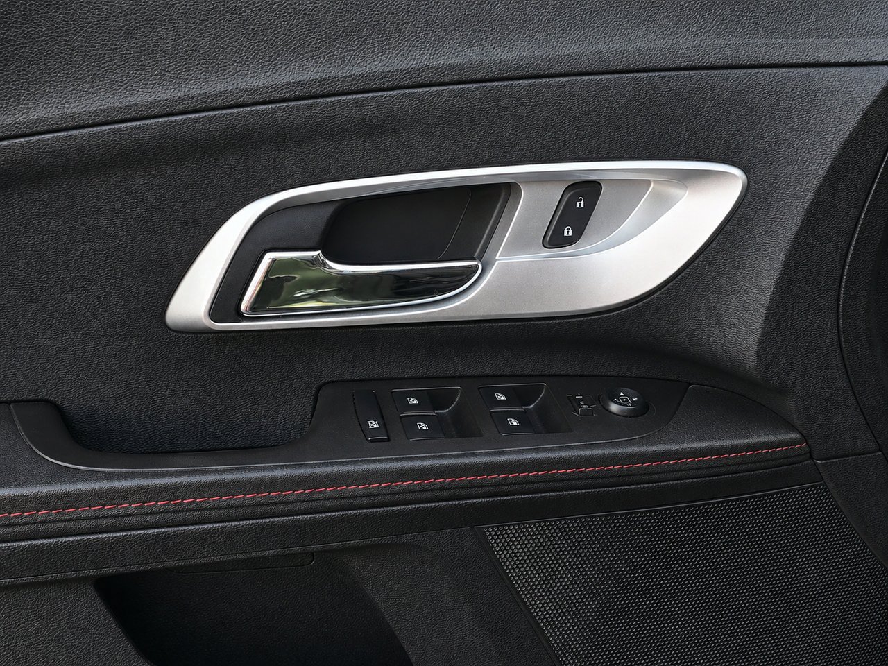 Used 2015 Chevrolet Equinox LT w/ Driver Convenience Package FWD image 13