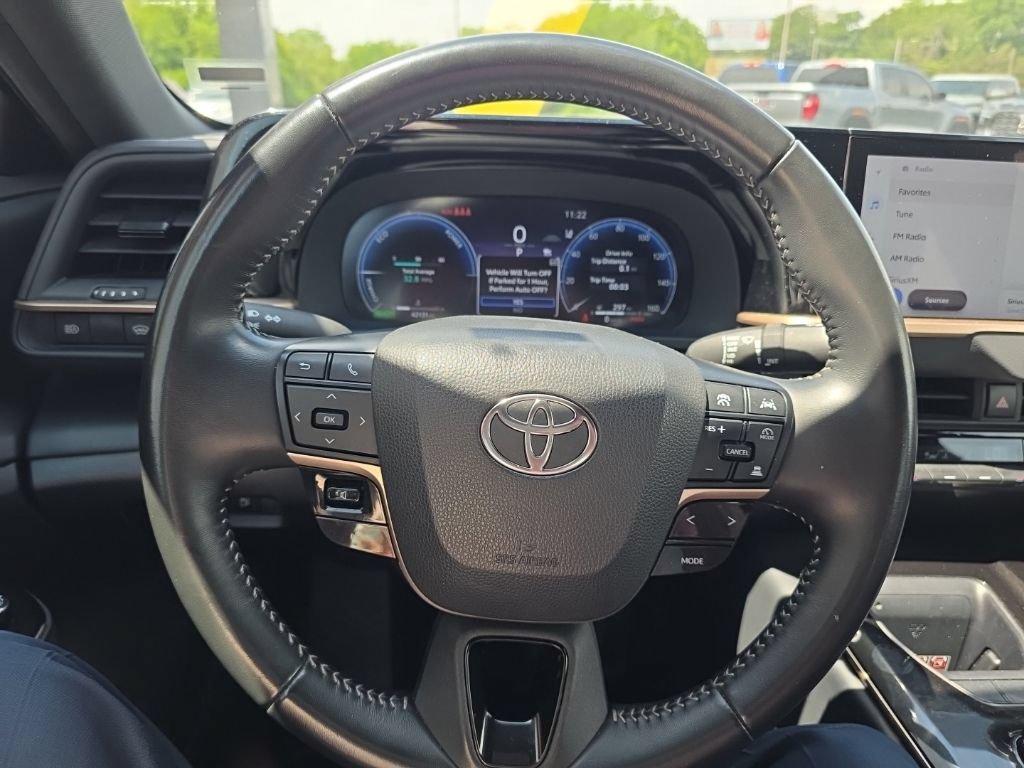 Used 2024 Toyota Crown AWD/4WD image 17