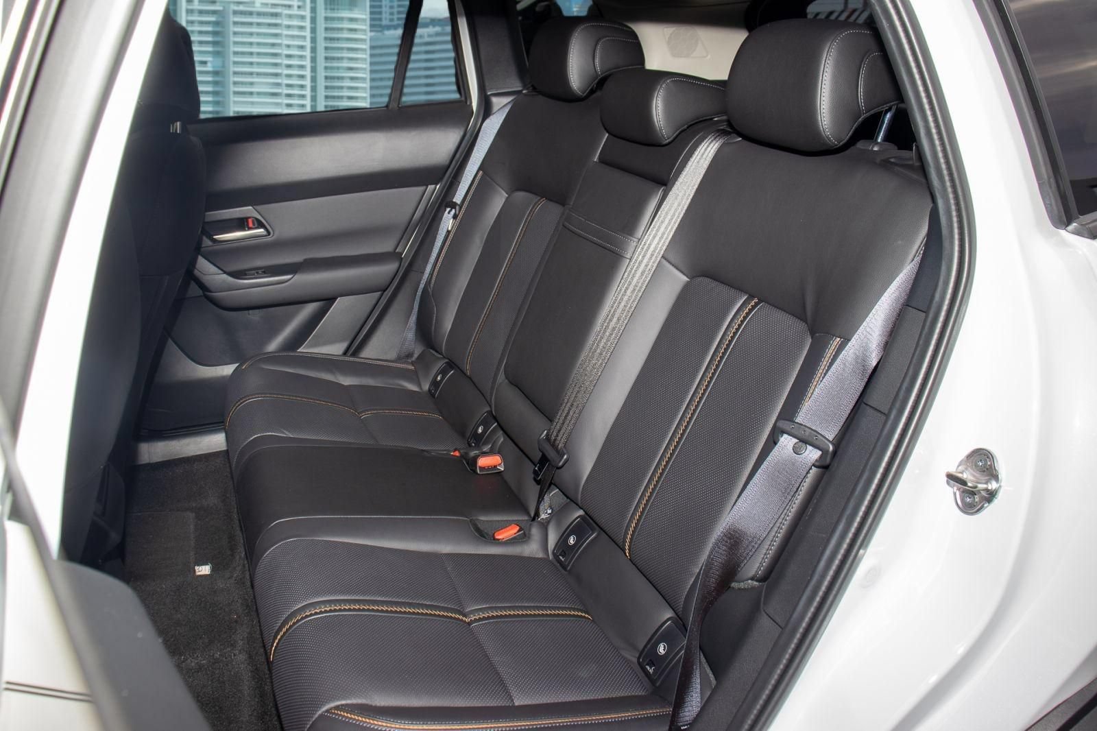 Used 2025 MAZDA CX-50 AWD 2.5 S w/ Premium Plus Pkg image 7