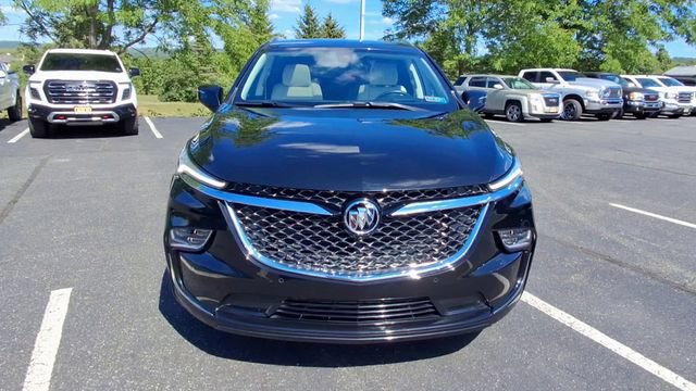 Certified 2023 Buick Enclave Avenir w/ Avenir Technology Package AWD/4WD image 3