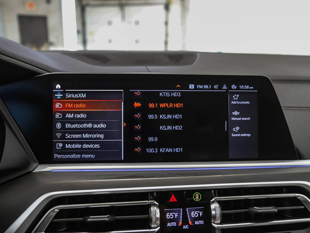 Used 2022 BMW X7 xDrive40i w/ Premium Package AWD/4WD image 17