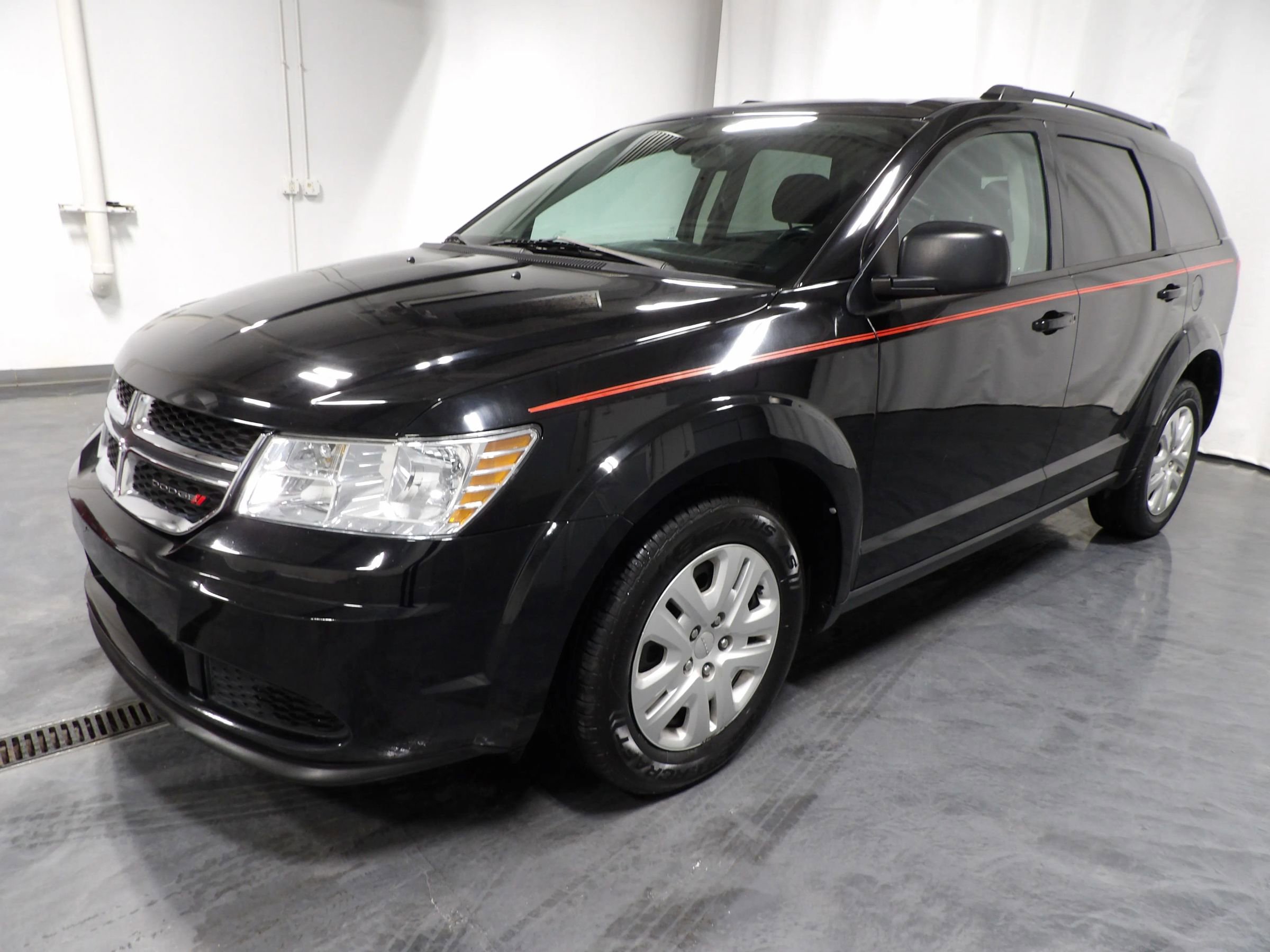 Used 2018 Dodge Journey SE w/ Connectivity Group image 4