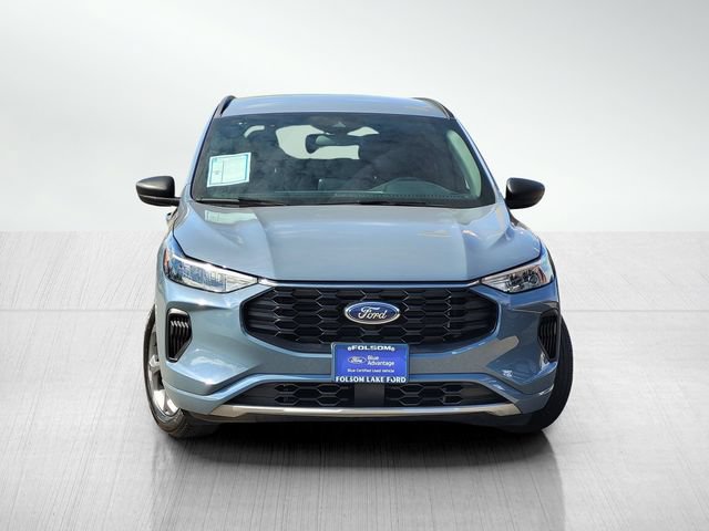 Certified 2023 Ford Escape ST-Line w/ Equipment Group 301A FWD image 2