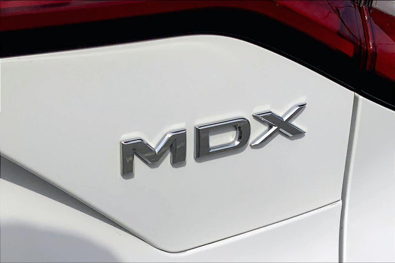 Used 2023 Acura MDX w/ Technology Package AWD/4WD image 18