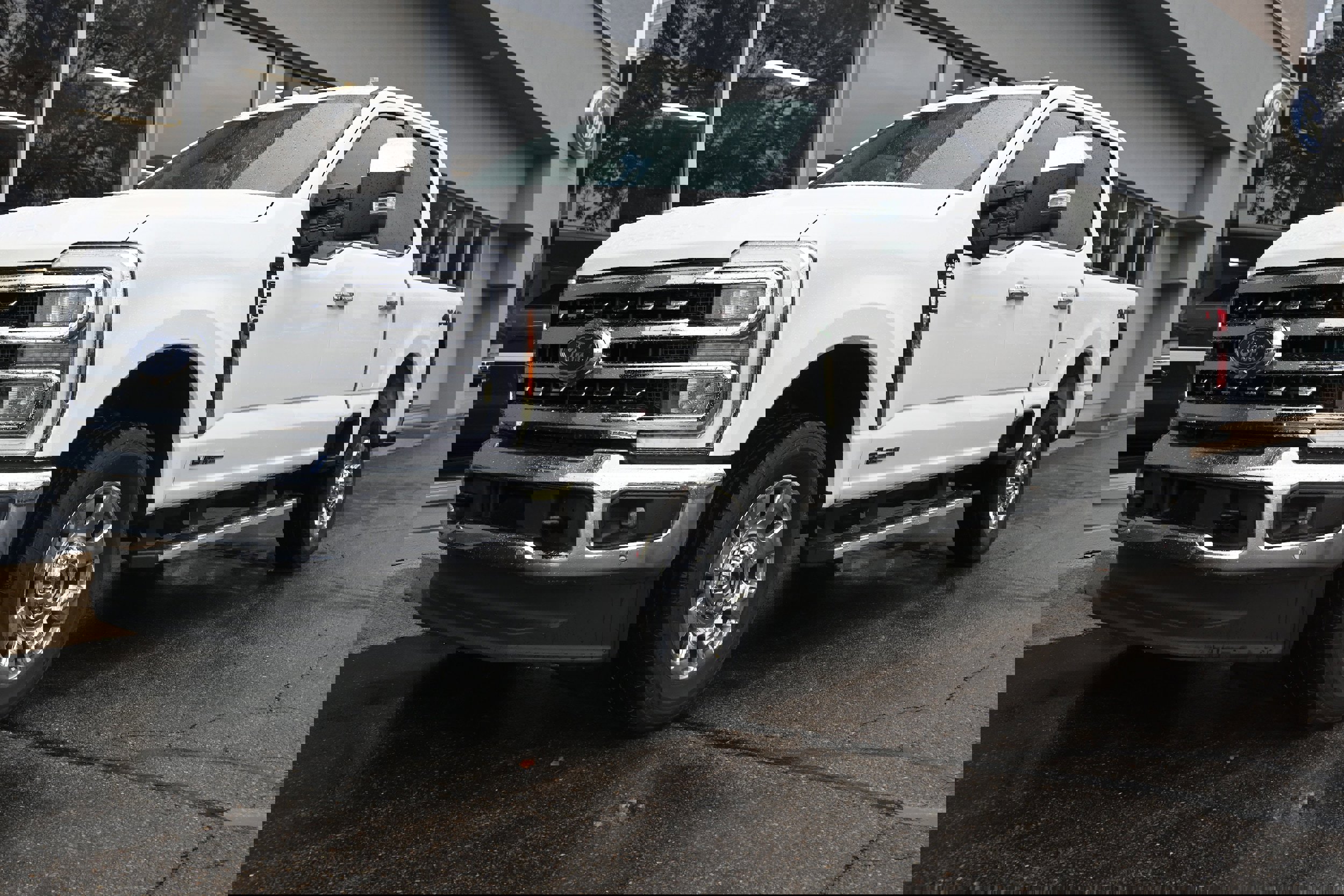 New 2026 Ford F250 Lariat w/ Lariat Premium Package image 8