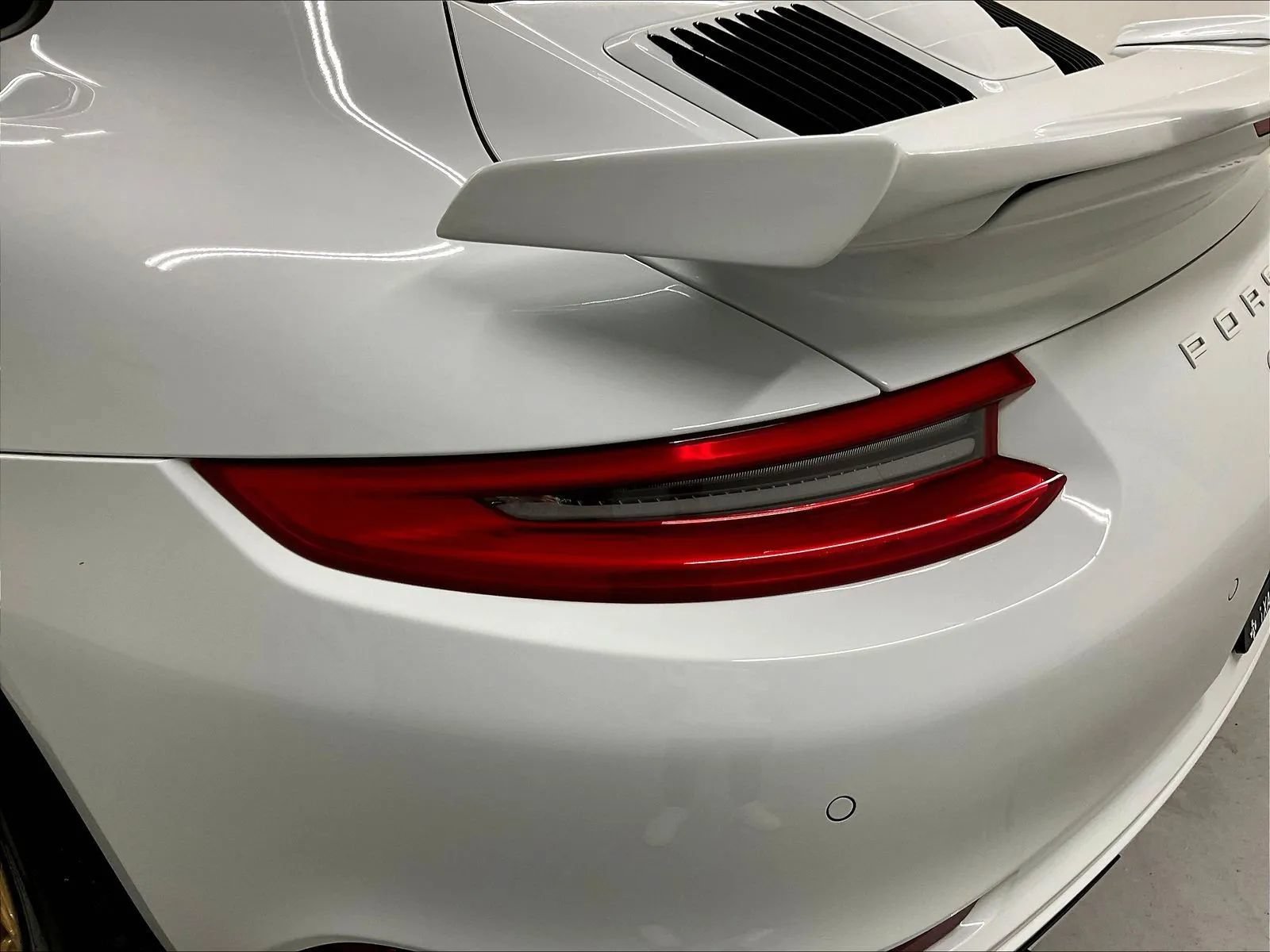 Used 2017 Porsche 911 Turbo S AWD/4WD image 30