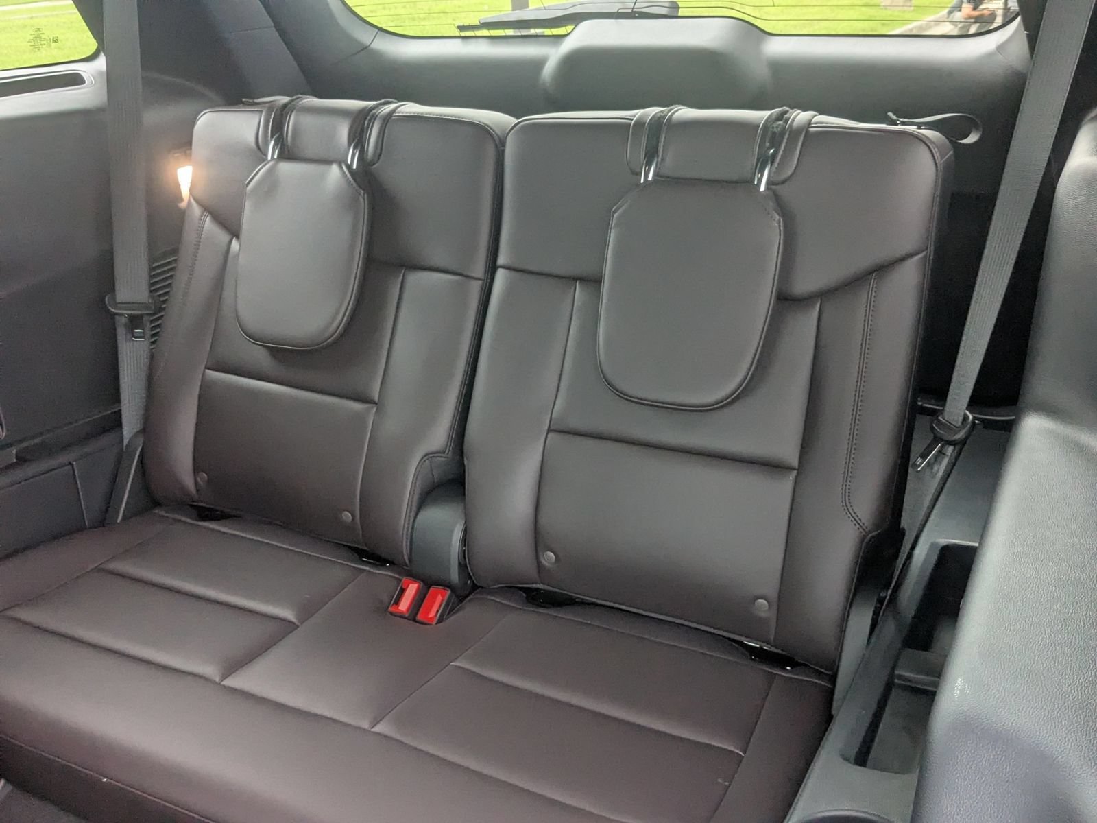 New 2026 Ford Explorer Platinum w/ LUX Leather Package AWD/4WD image 35