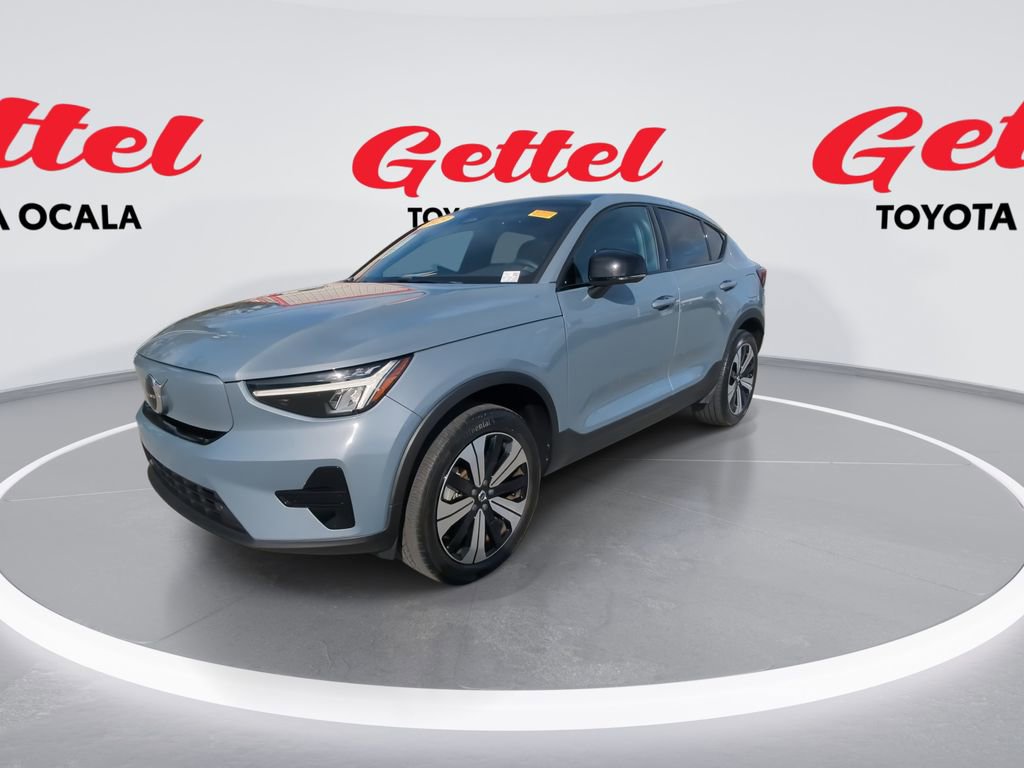 Used 2023 Volvo C40 Recharge Core image 4