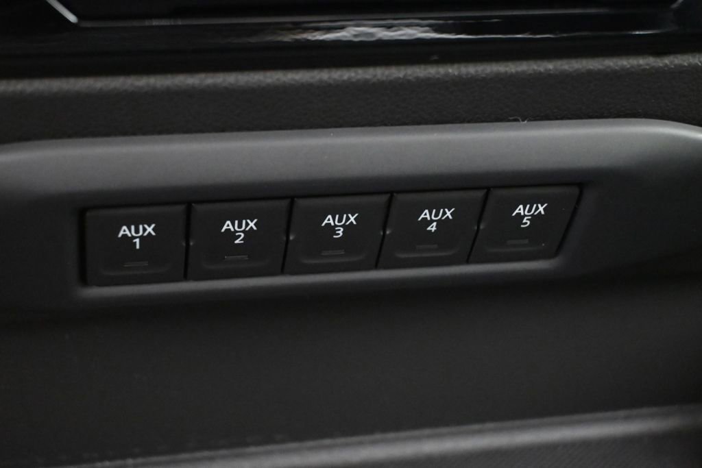 Used 2025 Chevrolet Silverado 3500 LTZ w/ LTZ Premium Package image 36