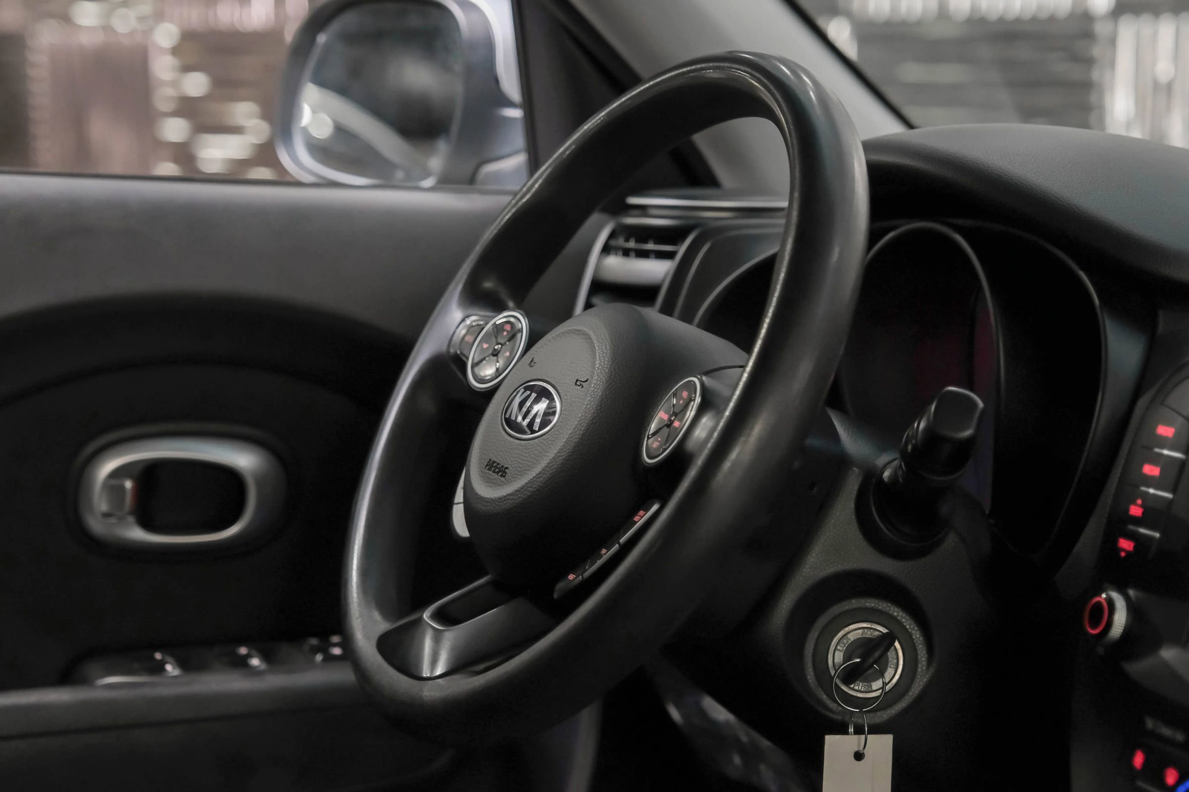 Used 2019 Kia Soul + image 13