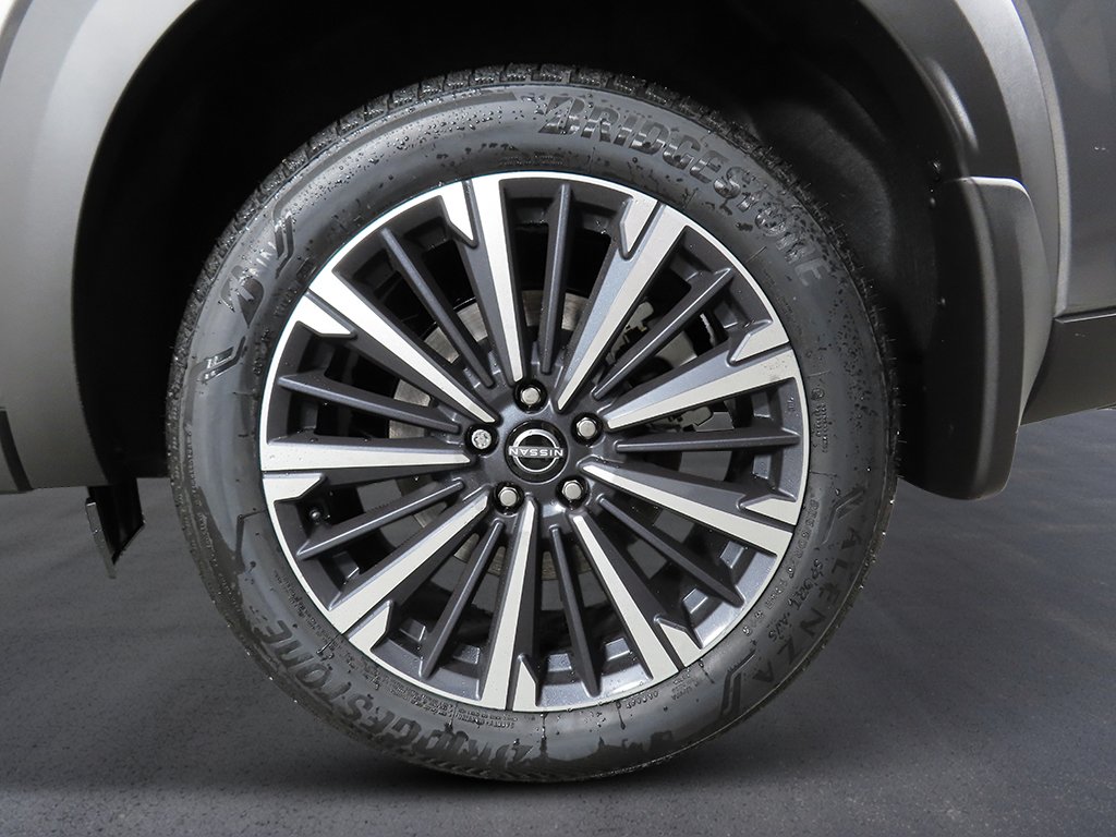 New 2026 Nissan Pathfinder Platinum AWD/4WD image 9