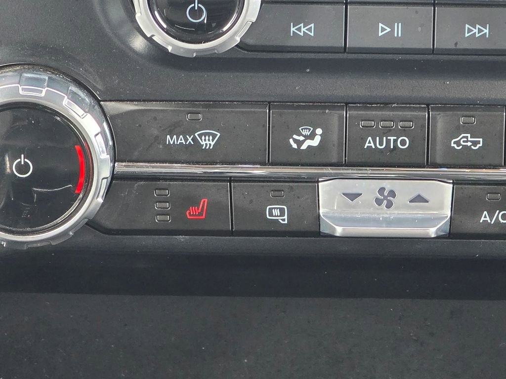 Used 2023 Ford F150 Lightning Pro image 15