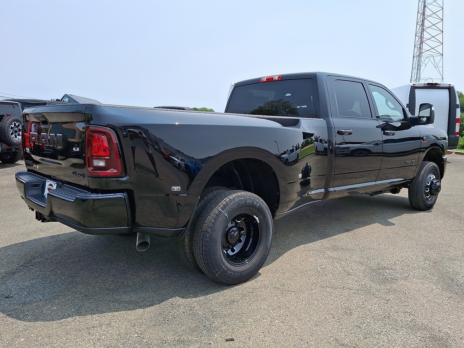 New 2025 RAM 3500 Big Horn image 4