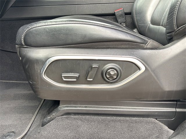 Used 2024 Jeep Wagoneer Series II w/ Flexible Seating Group image 19