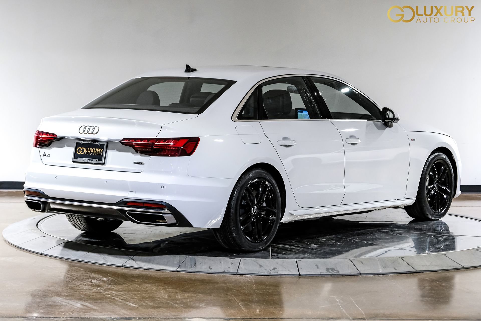 Used 2024 Audi A4 2.0T Premium Plus w/ Premium Plus Package image 10