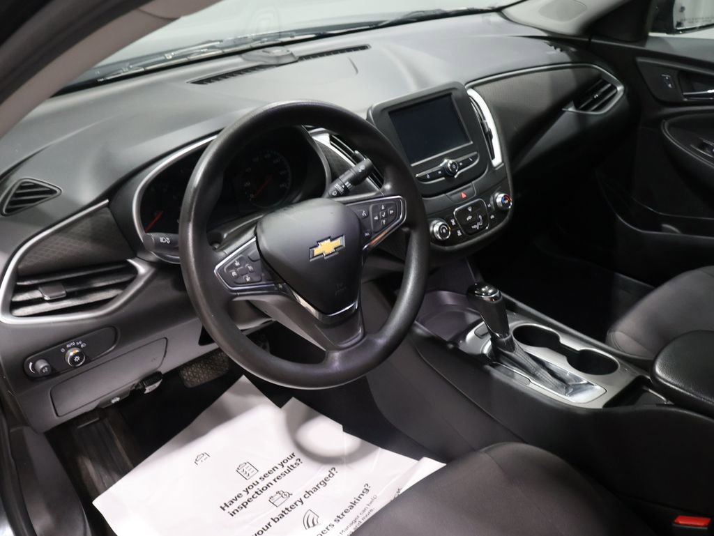 Used 2017 Chevrolet Malibu LS image 15