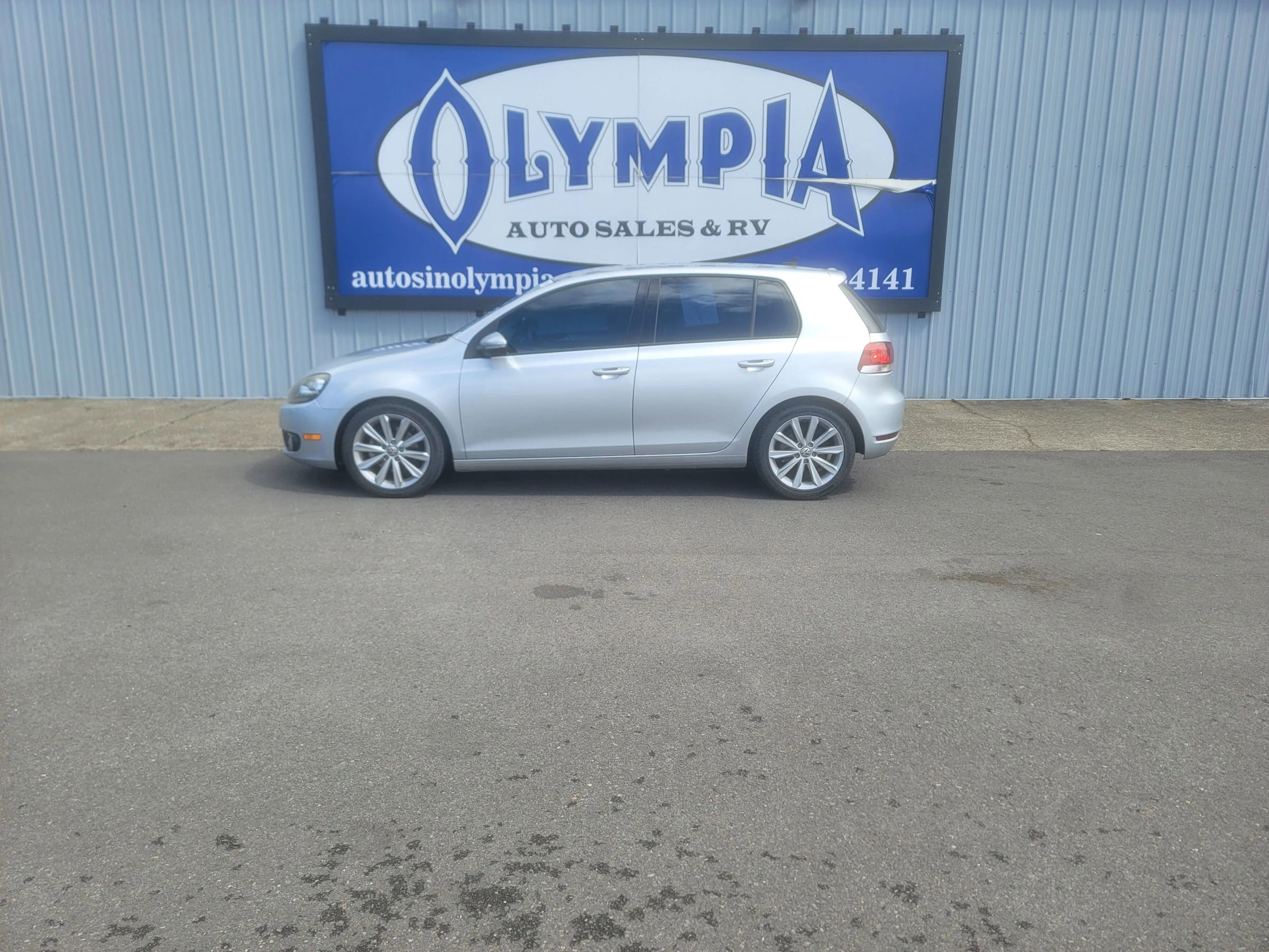 Used 2012 Volkswagen Golf TDI FWD image 1