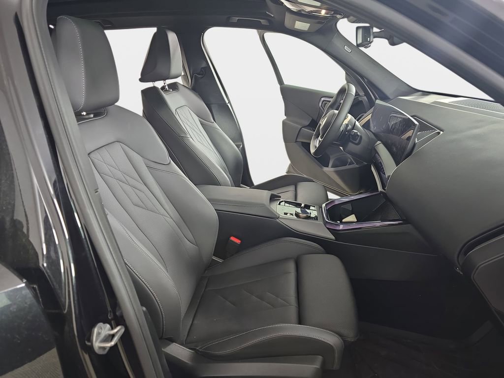 Used 2025 BMW X3 xDrive30i w/ Convenience Package AWD/4WD image 10