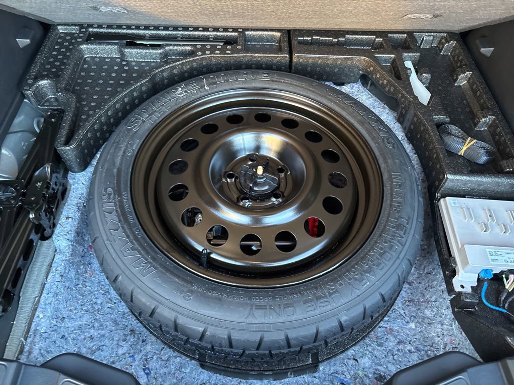 New 2026 Ford Escape SE w/ PHEV Premium Package image 38