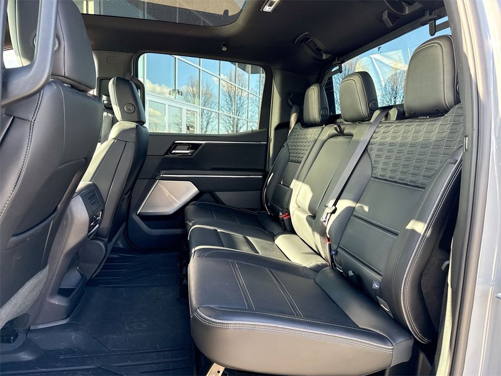 Used 2025 GMC Sierra EV Denali image 23