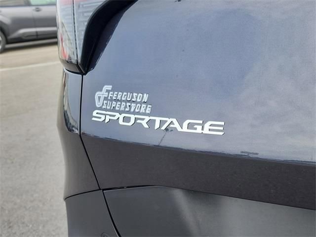 New 2026 Kia Sportage EX FWD image 5