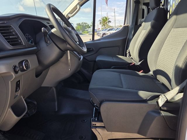 Certified 2025 Ford Transit 250 Low Roof w/ Exterior Upgrade Package RWD image 12