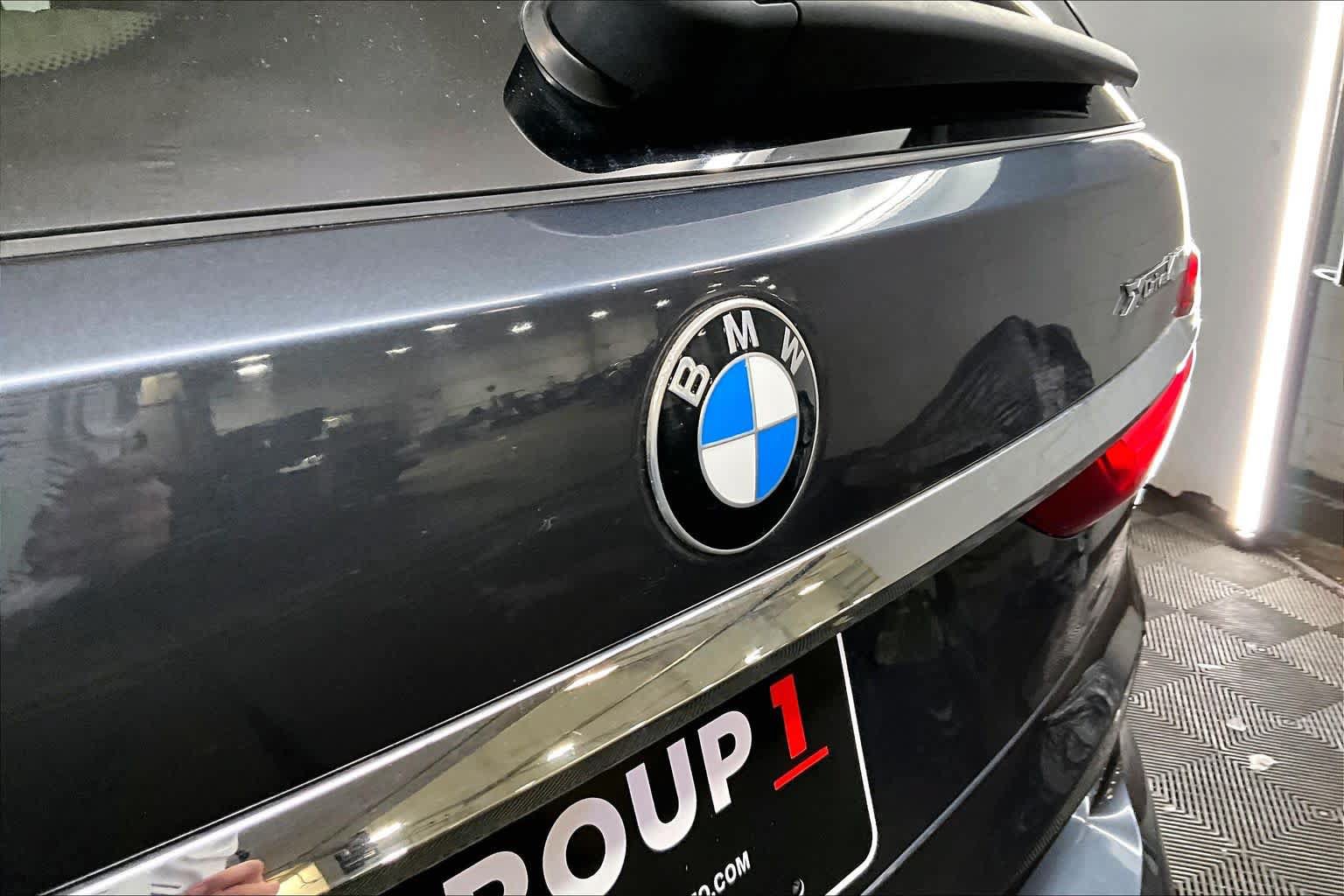 Used 2022 BMW X7 xDrive40i w/ Executive Package AWD/4WD image 30