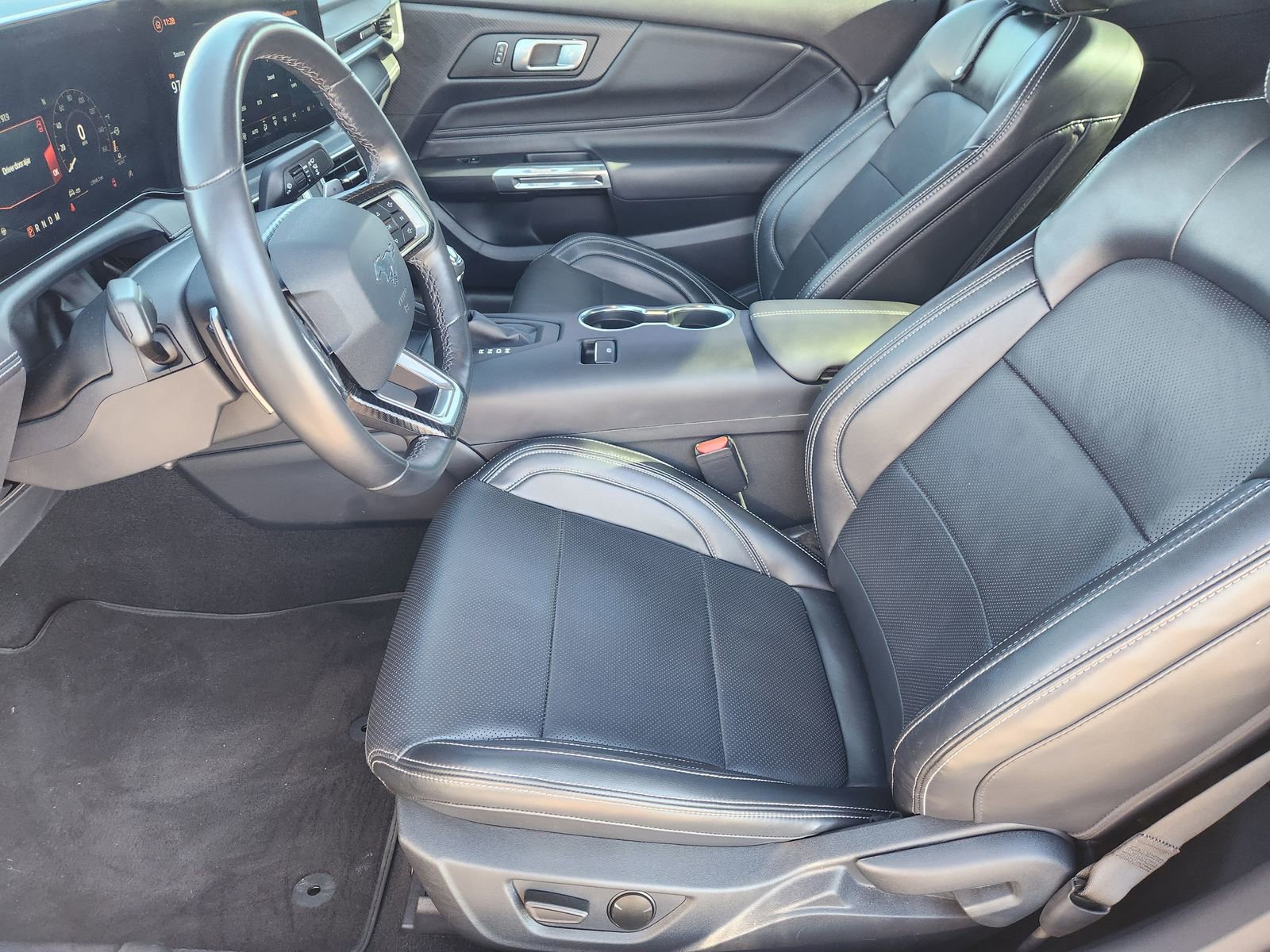 Used 2024 Ford Mustang GT Premium image 16