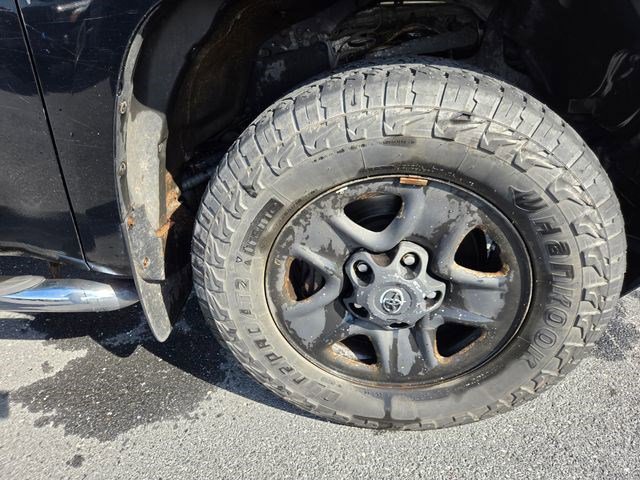 Used 2016 Toyota Tundra SR5 w/ SR5 Upgrade Package AWD/4WD image 28