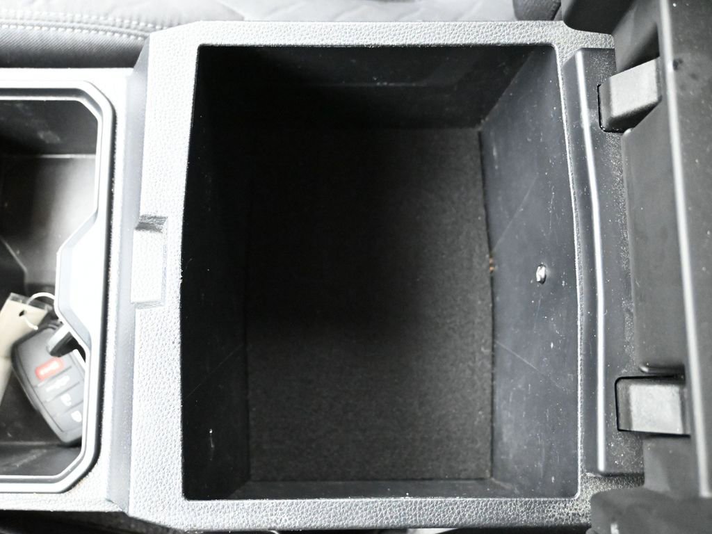 Used 2024 Toyota Tacoma SR image 19