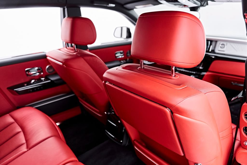 Used 2021 Rolls-Royce Phantom Sedan RWD image 57