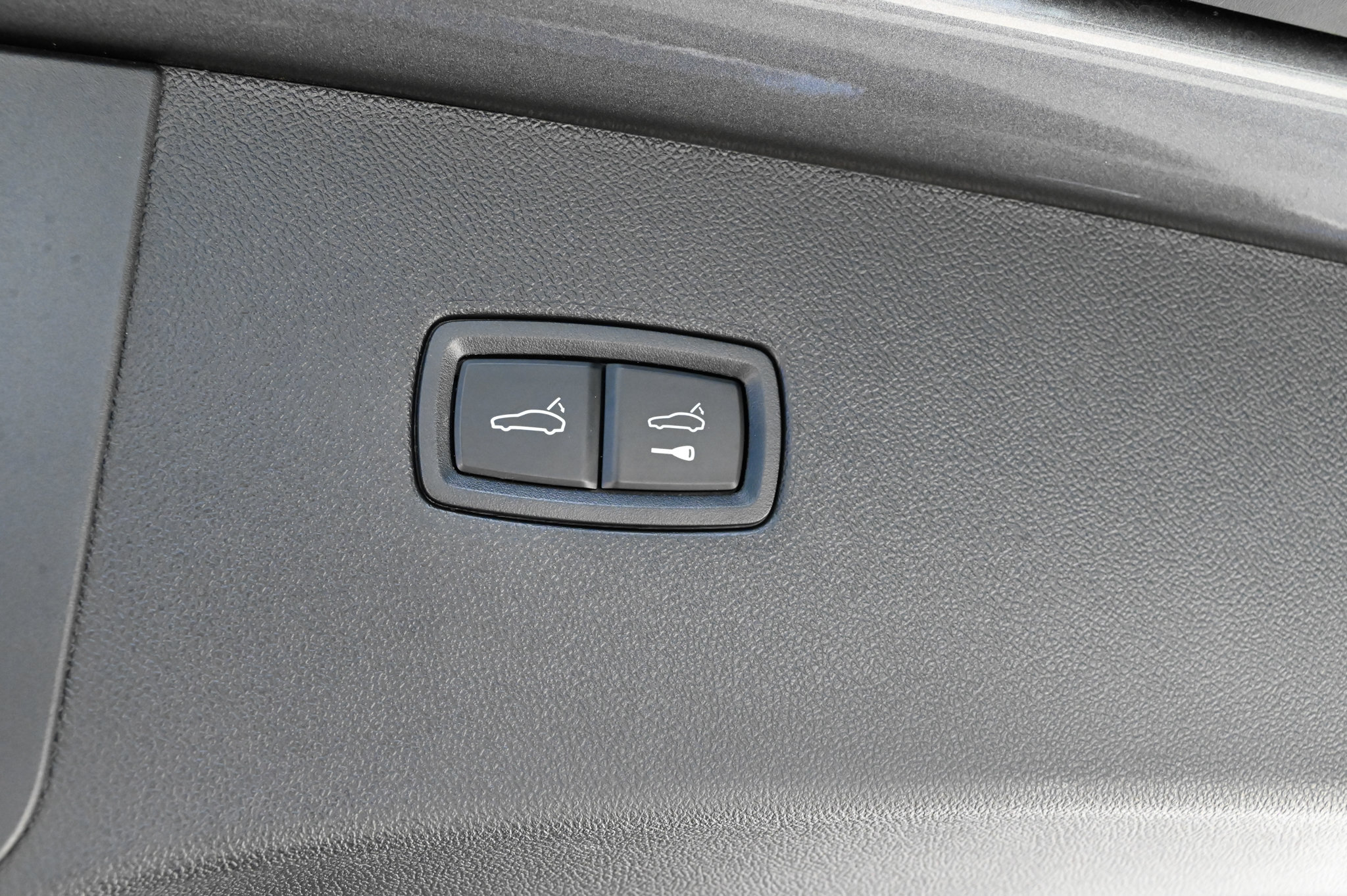 Used 2023 Porsche Cayenne GTS AWD/4WD image 49