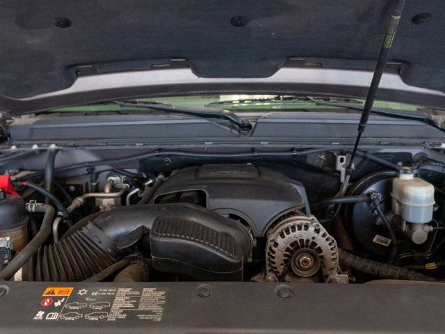 Used 2013 Chevrolet Suburban LT w/ Luxury Package image 20