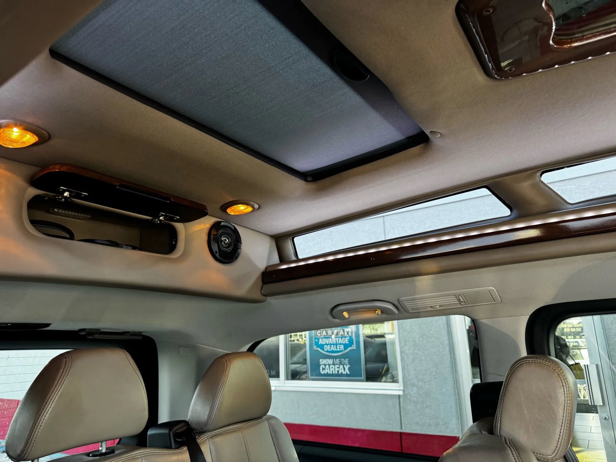 Used 2017 Mercedes-Benz Metris Passenger image 49