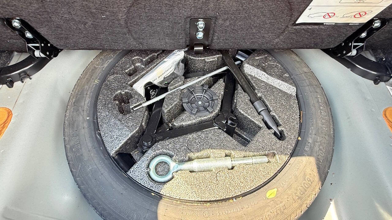 Used 2009 Volvo S80 T6 image 38