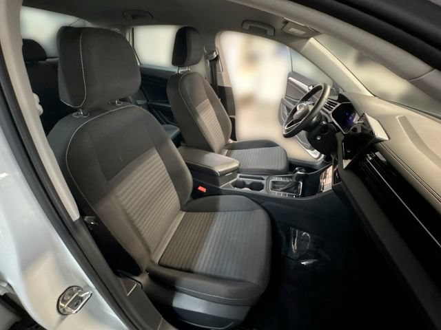 Certified 2025 Volkswagen Jetta S FWD image 25