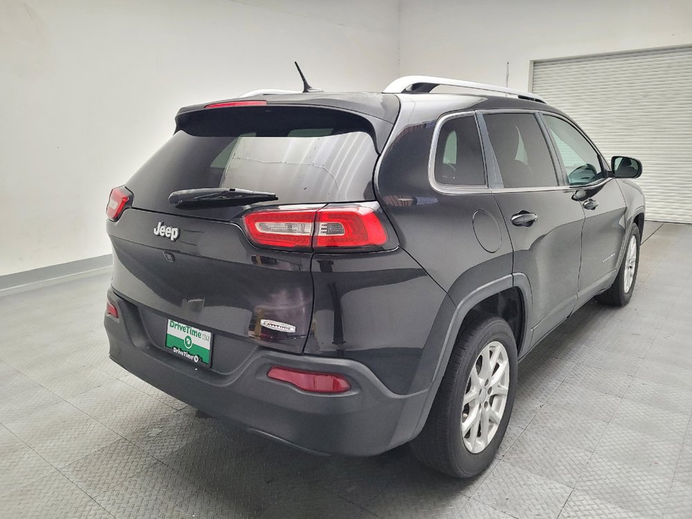 Used 2015 Jeep Cherokee Latitude FWD image 9