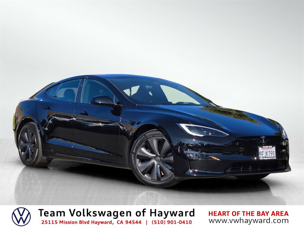 Used 2023 Tesla Model S image 1