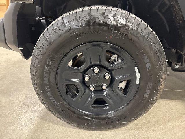 Used 2025 Jeep Wrangler Sport image 23