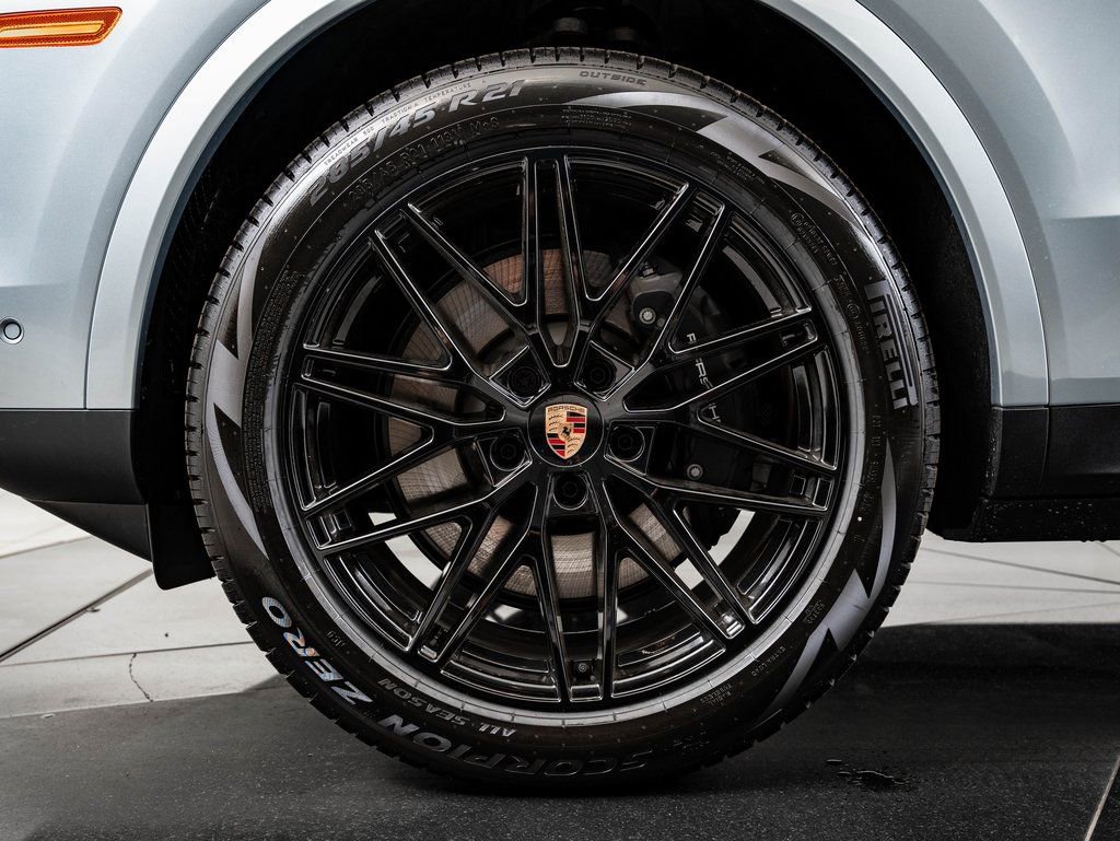 New 2026 Porsche Cayenne image 12