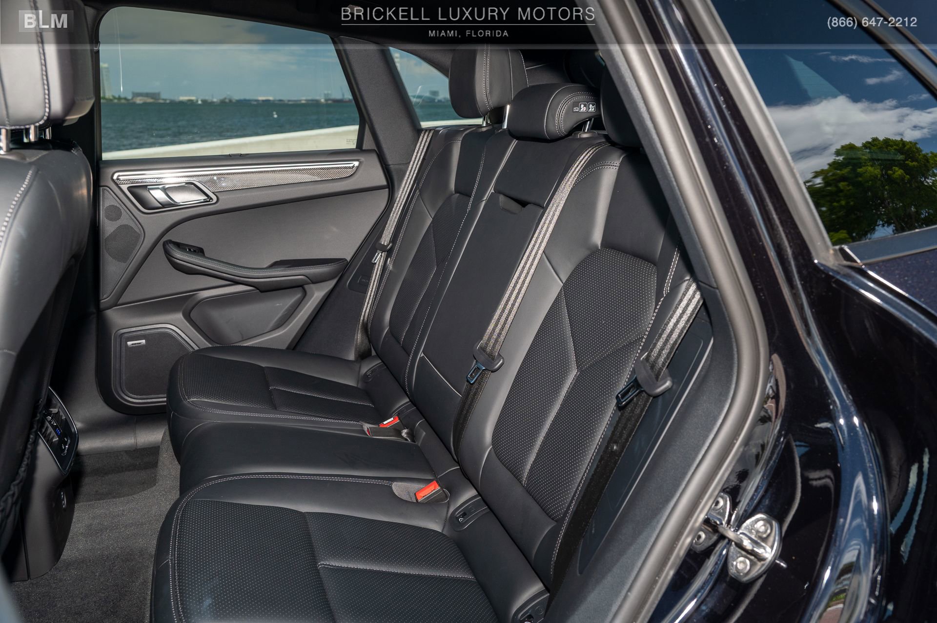 Used 2024 Porsche Macan image 16