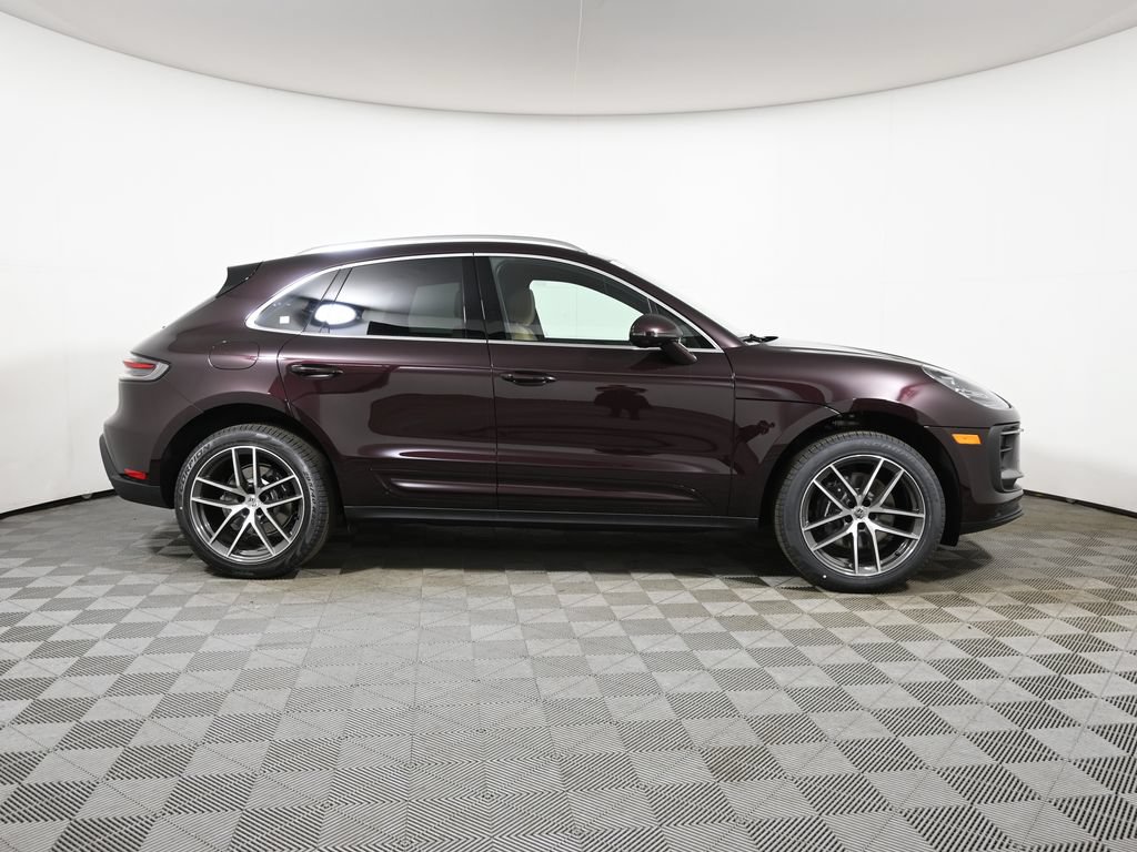 New 2026 Porsche Macan AWD/4WD image 8