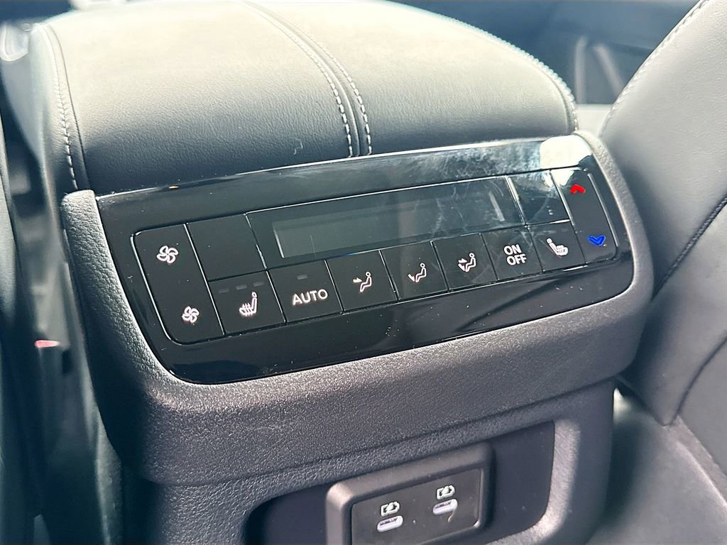 Used 2026 INFINITI QX60 Luxe w/ Cargo Package AWD/4WD image 30