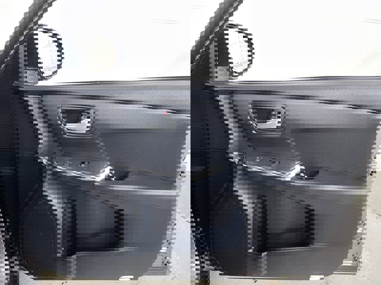 Used 2015 Toyota Camry SE image 21