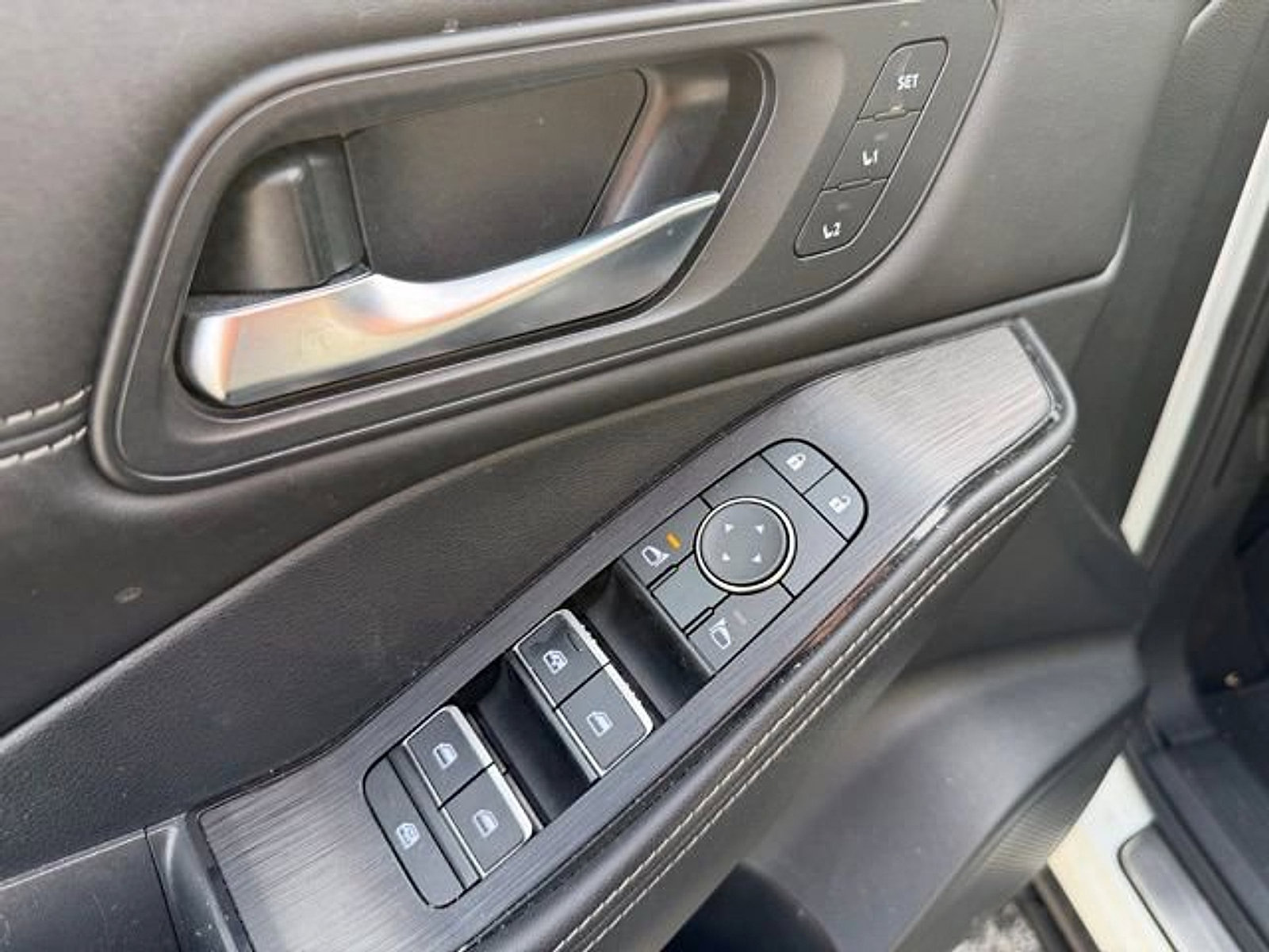 Used 2023 Nissan Rogue SL w/ SL Premium Package AWD/4WD image 11